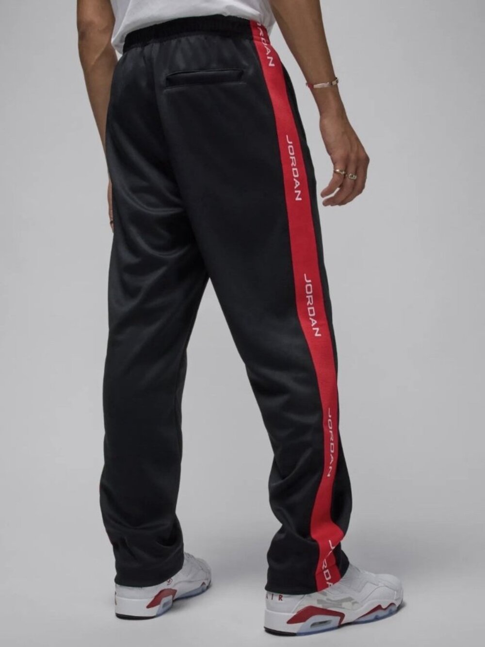 Air Jordan Essentials Tracksuit Pants Men’s Sizes Black Red HF9341-011 - Picture 2 of 4